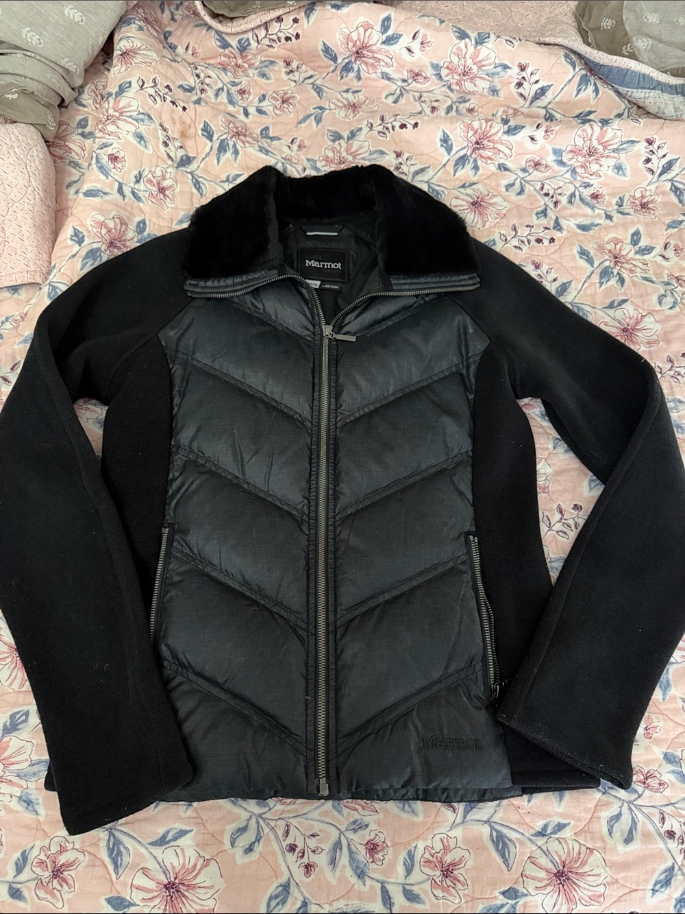 Marmot Black Zip-Front Fleece Jacket 700 Filled Down - Picture 3 of 8